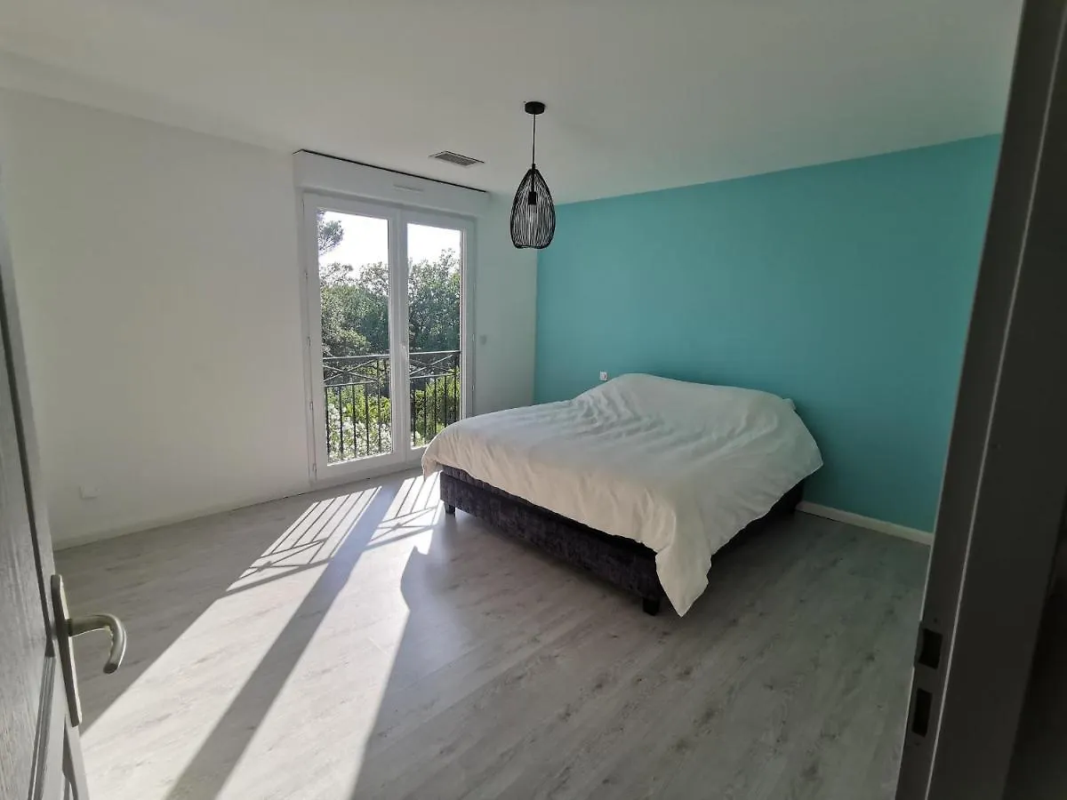 Holiday home La Maison Dans La Colline Velleron France